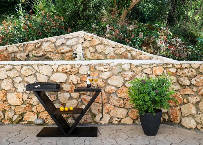 Adam's Апартаменты Frinion